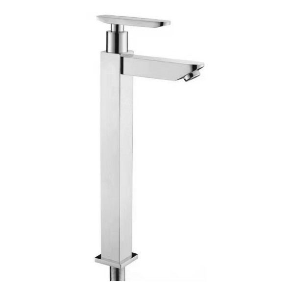 Robinet de cuisine froide simple